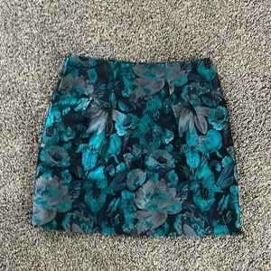 Flowered skirt